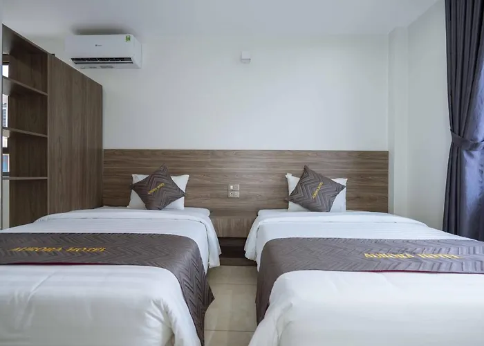 Aurora Bai Chay Hotel 2*
