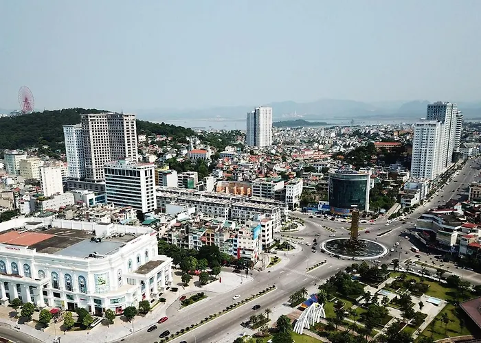 Aurora Bai Chay 2* Hạ Long